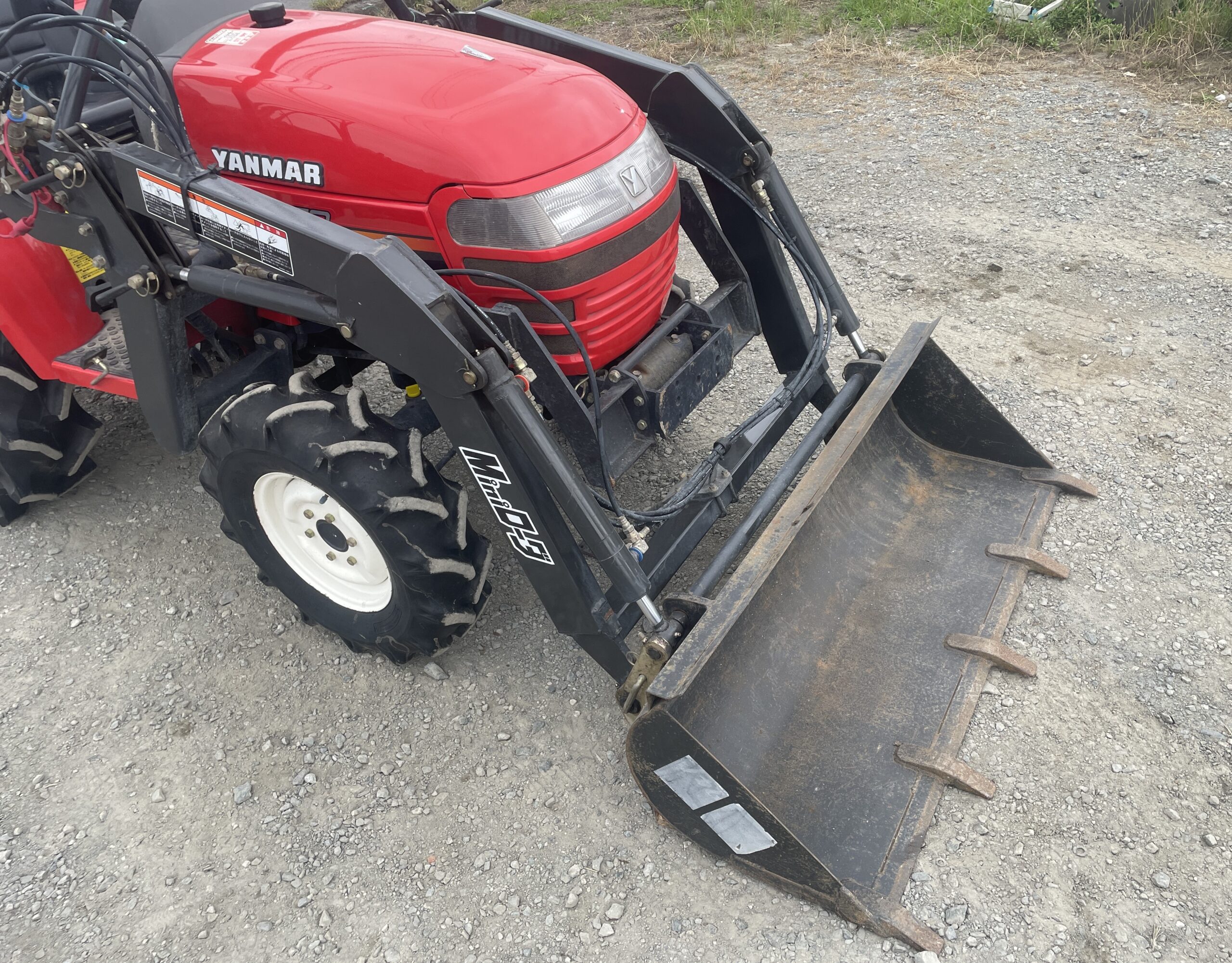 SOLD OUT】ヤンマ トラクター AF-170 AF170 17馬力 パワステ 倍速 逆転