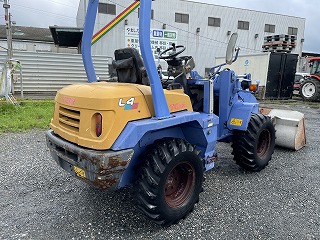 TCM タイヤショベル L4-2 - 株式会社CENTRY | 農機具・トラクター買取